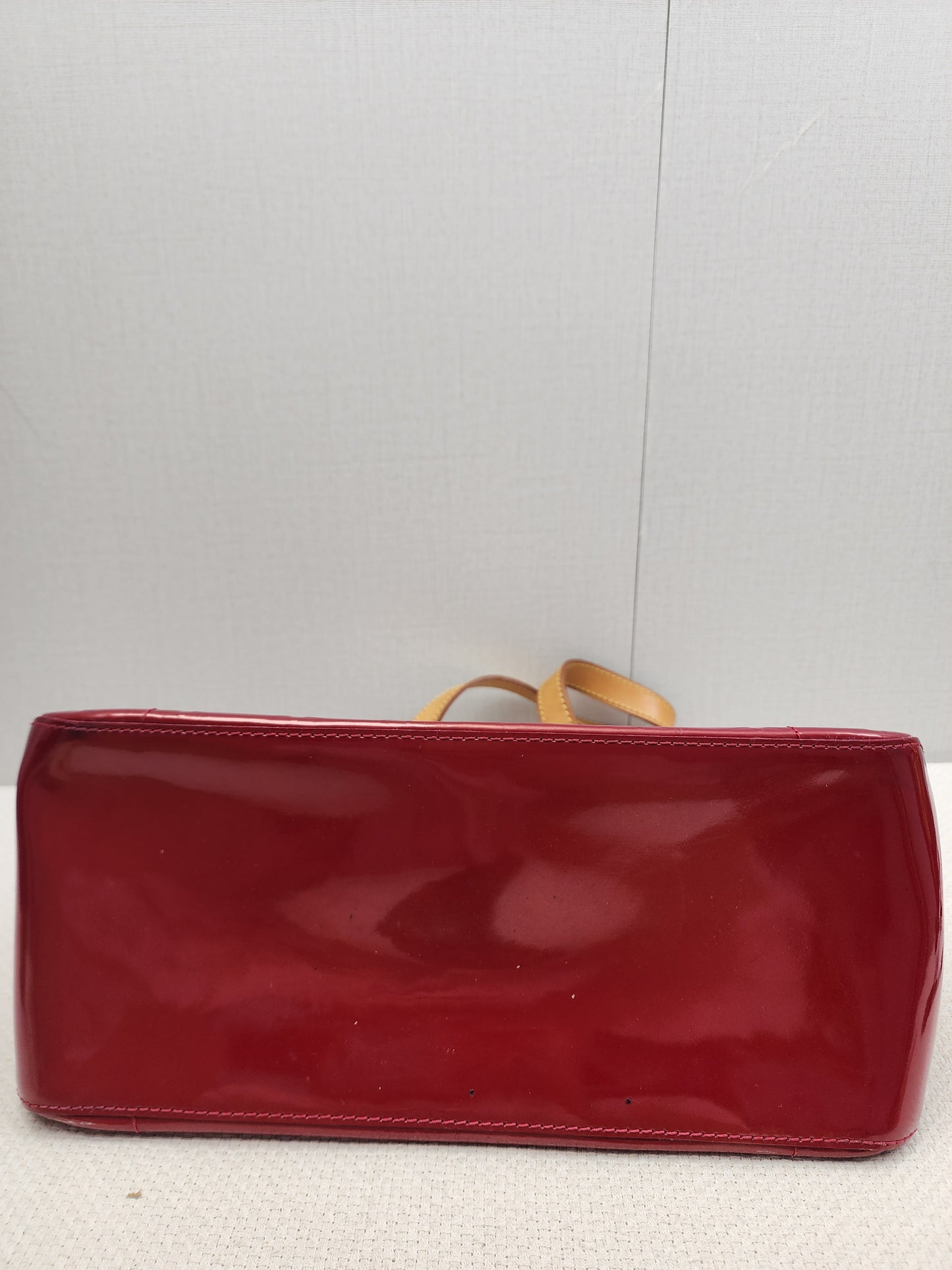LV Red Vernis Rosewood Avenue Bag