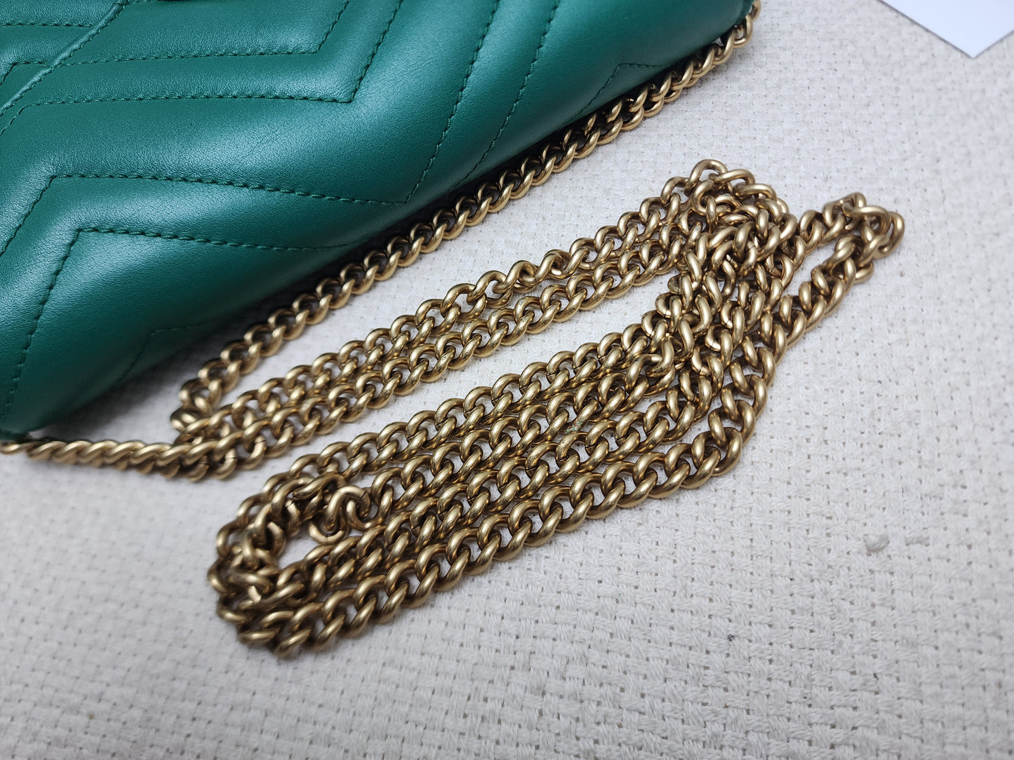 Gucci Green Marmont WOC (GHW)