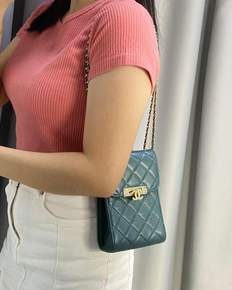 Chanel Green Caviar Vertical Phone Bag LGHW