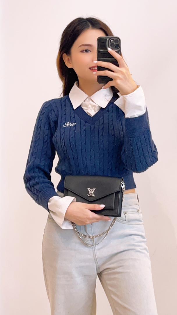 LV Black Mylockme Chain Pochette