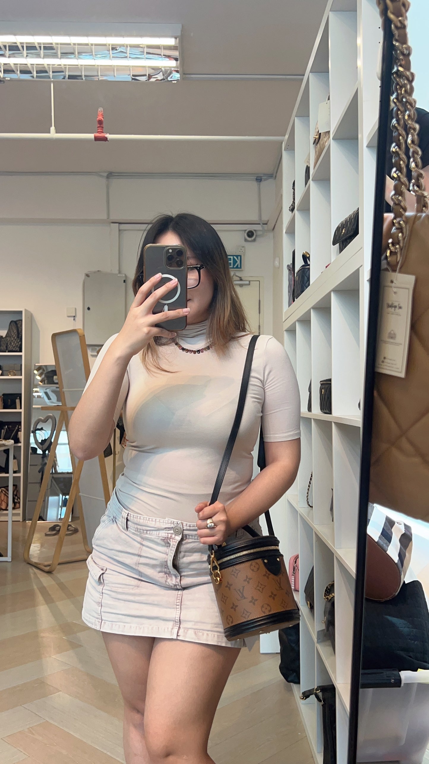 LV Reverse Monogram Cannes