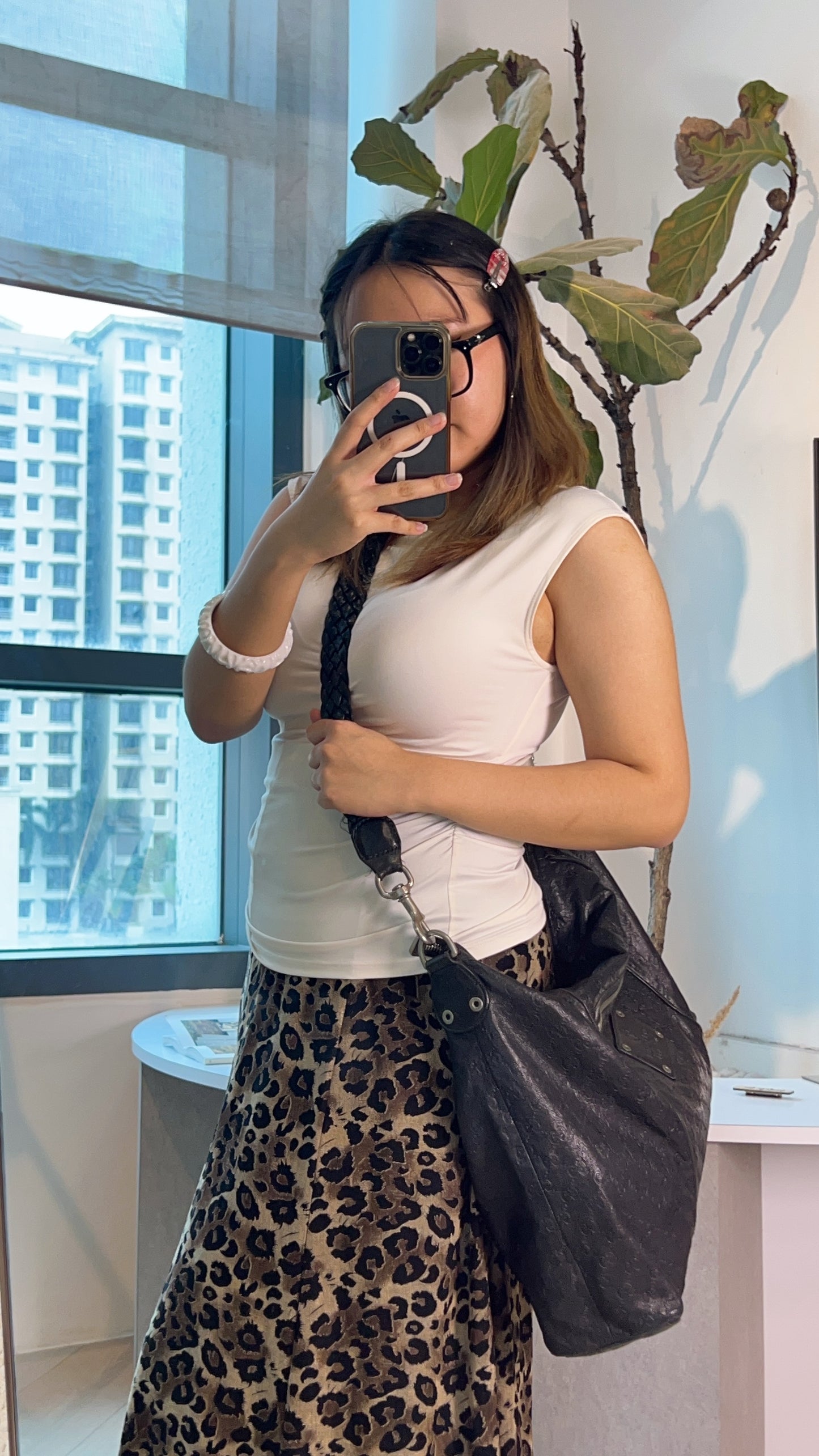 Gucci Black Guccissima Messenger Bag