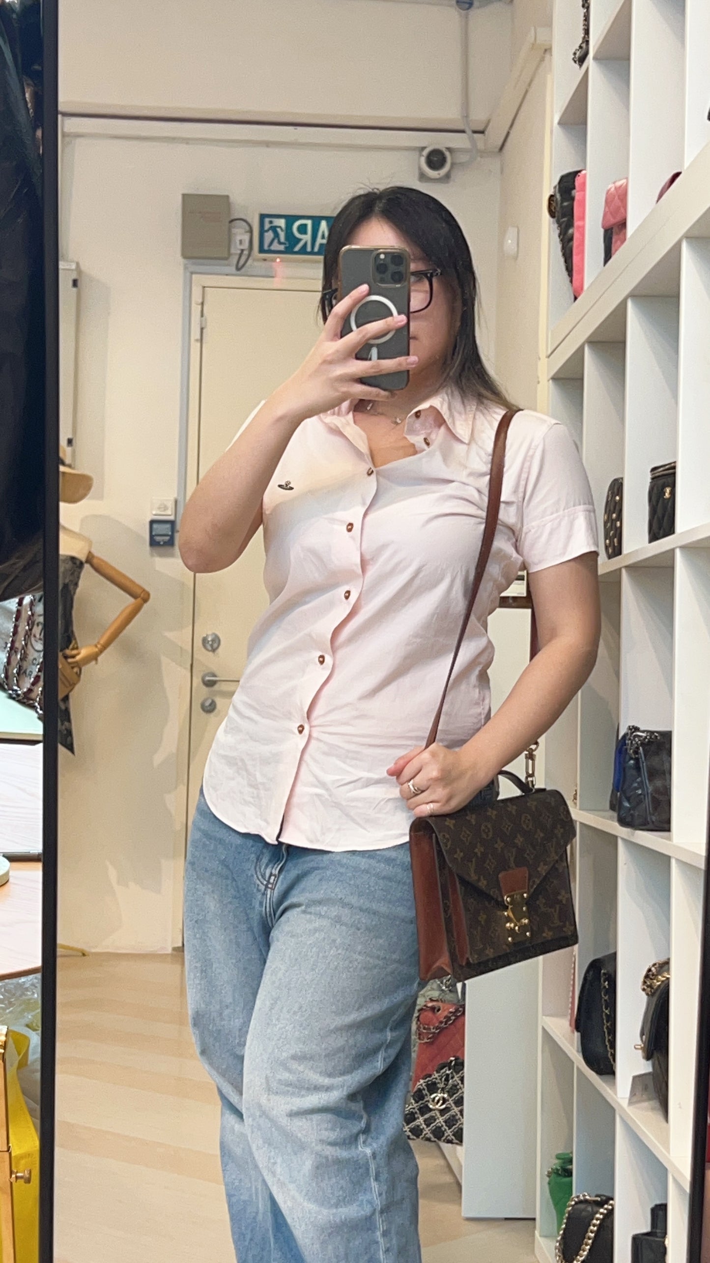 LV Monogram Monceau 26