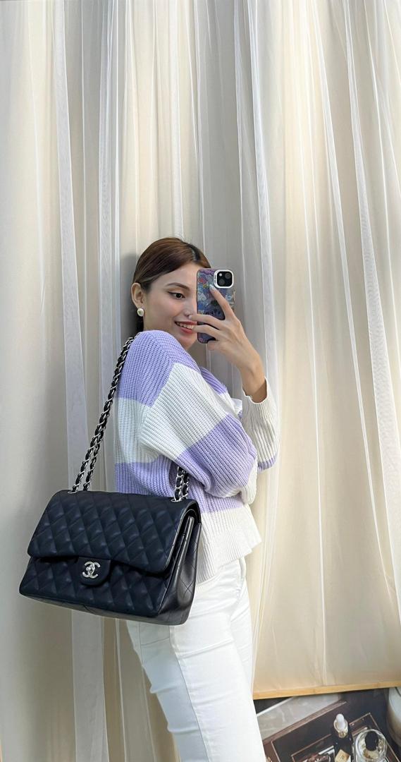 Chanel Black Lambskin Jumbo Double Flap CF (SHW)