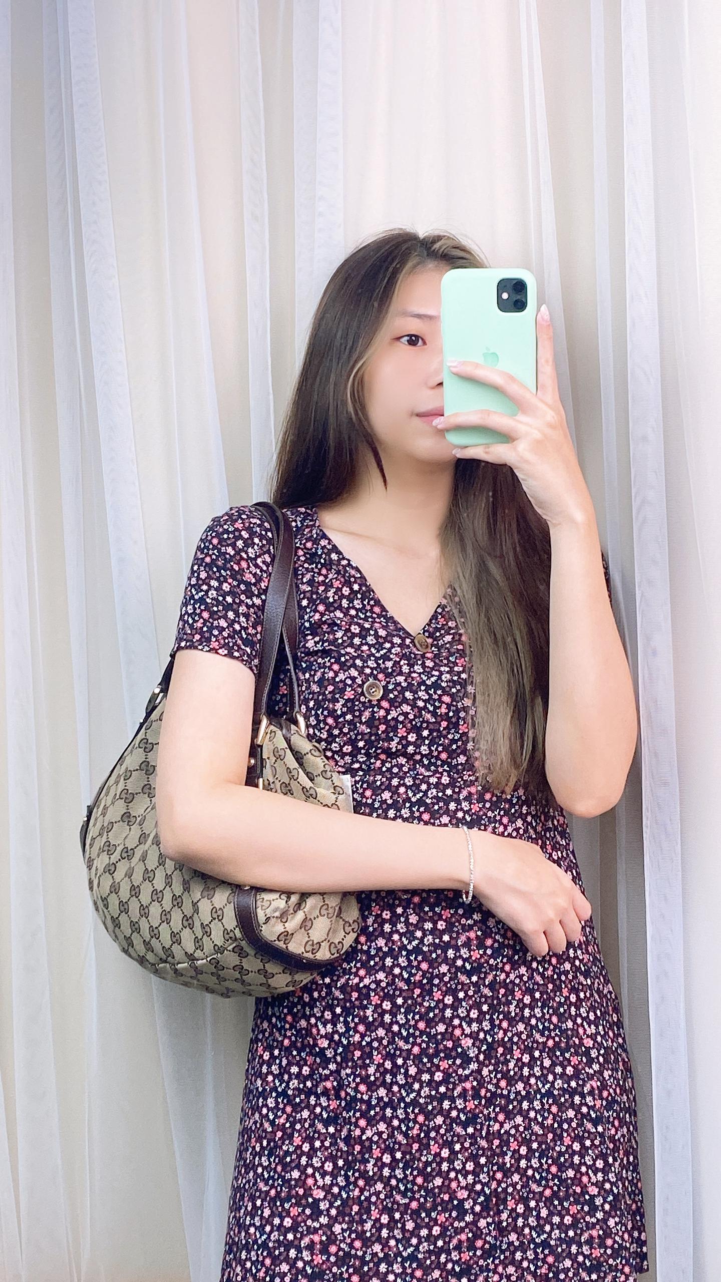 Gucci Canvas Abbey D-Ring Shoulder Bag