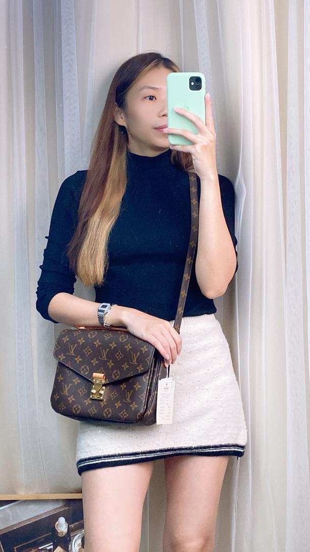 LV Monogram Pochette Metis