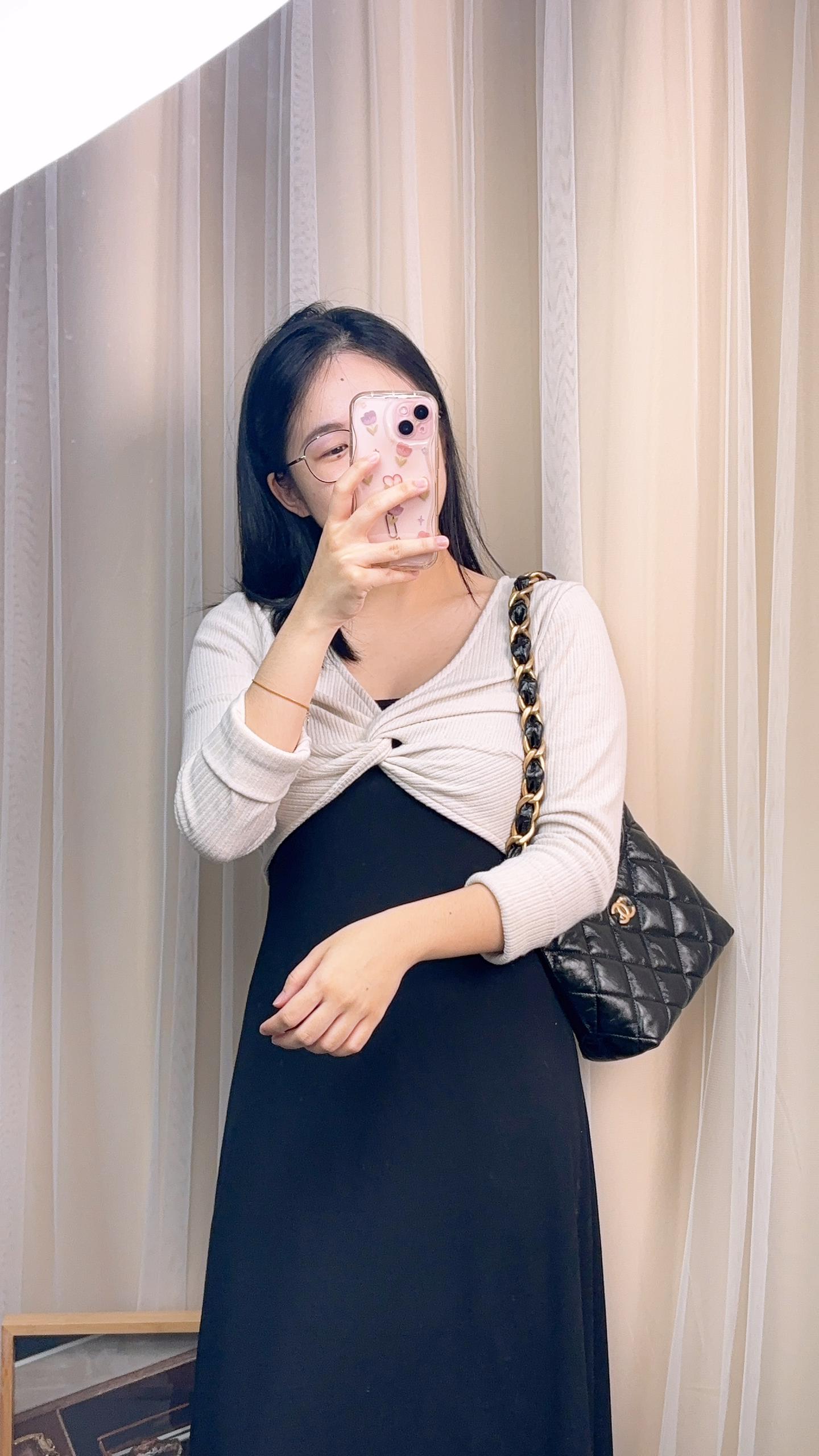 Chanel Black Shiny Lambskin 24A Small Hobo