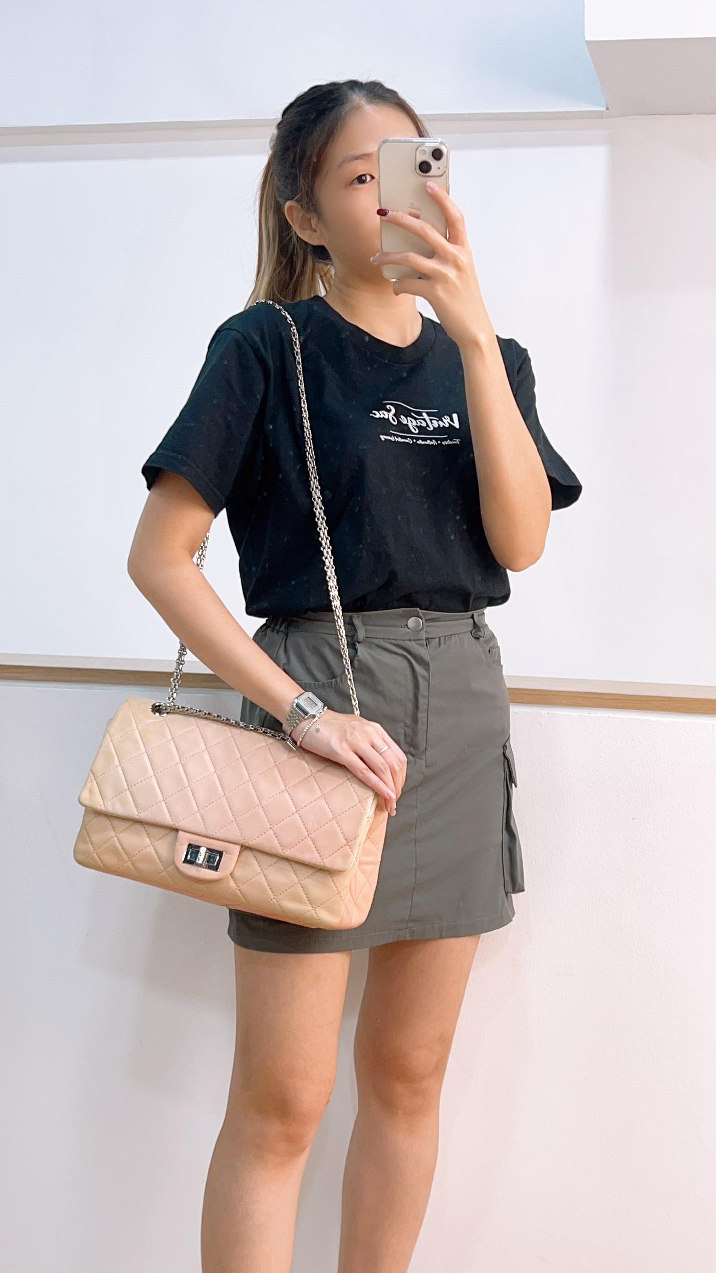 Chanel Pink Lambskin Gradient Reissue 2.55 size 227 (SHW)