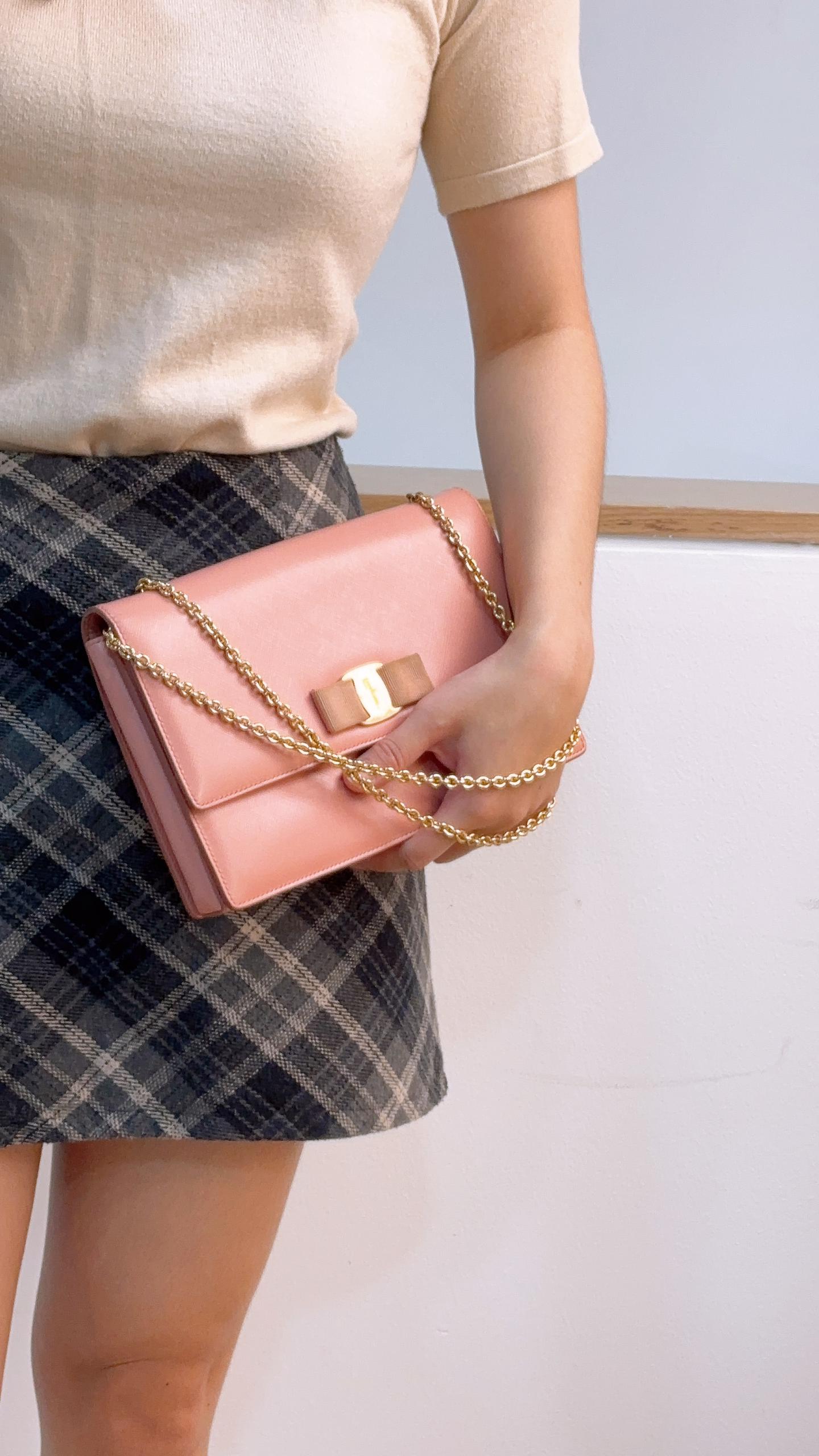 Salvatore Ferragamo Pink Leather Vara Bow Shoulder Bag