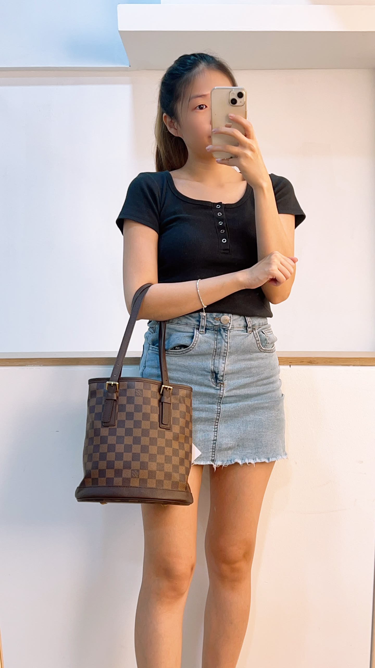 LV Damier Ebene Marais Bucket Bag
