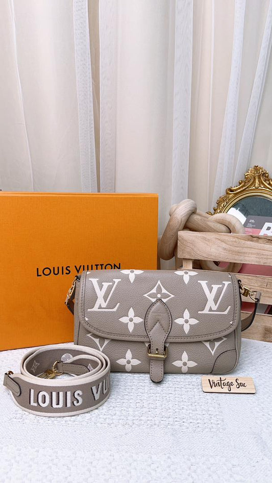 Louis Vuitton Tourterelle/Creme Empreinte Diane