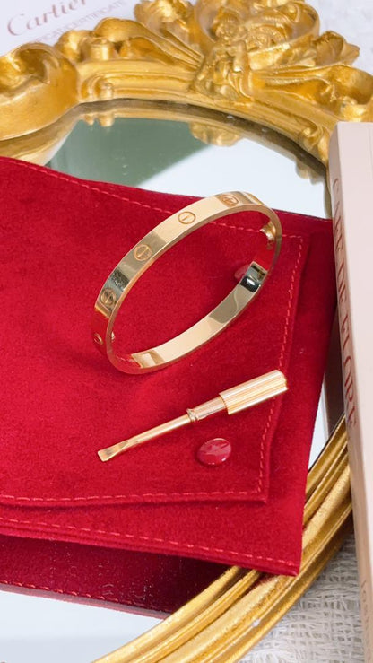 Cartier 18K Rose Gold Classic Love Bracelet 16