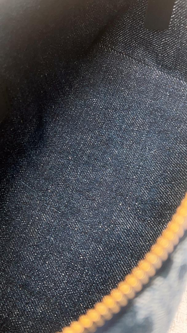 Medium D.iorTravel Nomad Pouch Blue Denim D-ior Oblique Jacquard