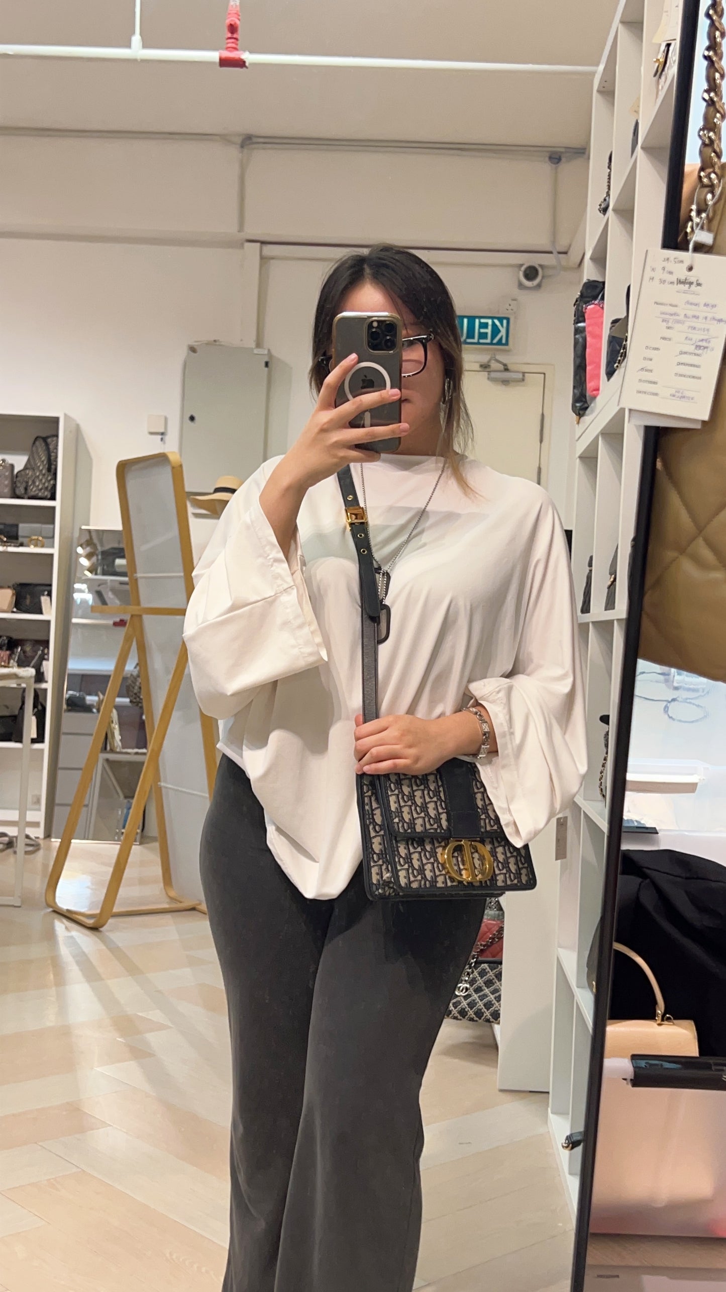 Dior Navy Oblique Montaigne 30 GHW