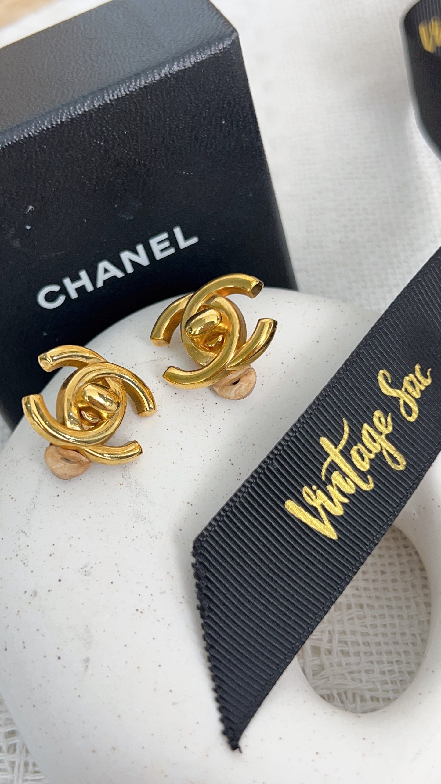 Chanel Vintage CC Turn Lock Clip on Earrings