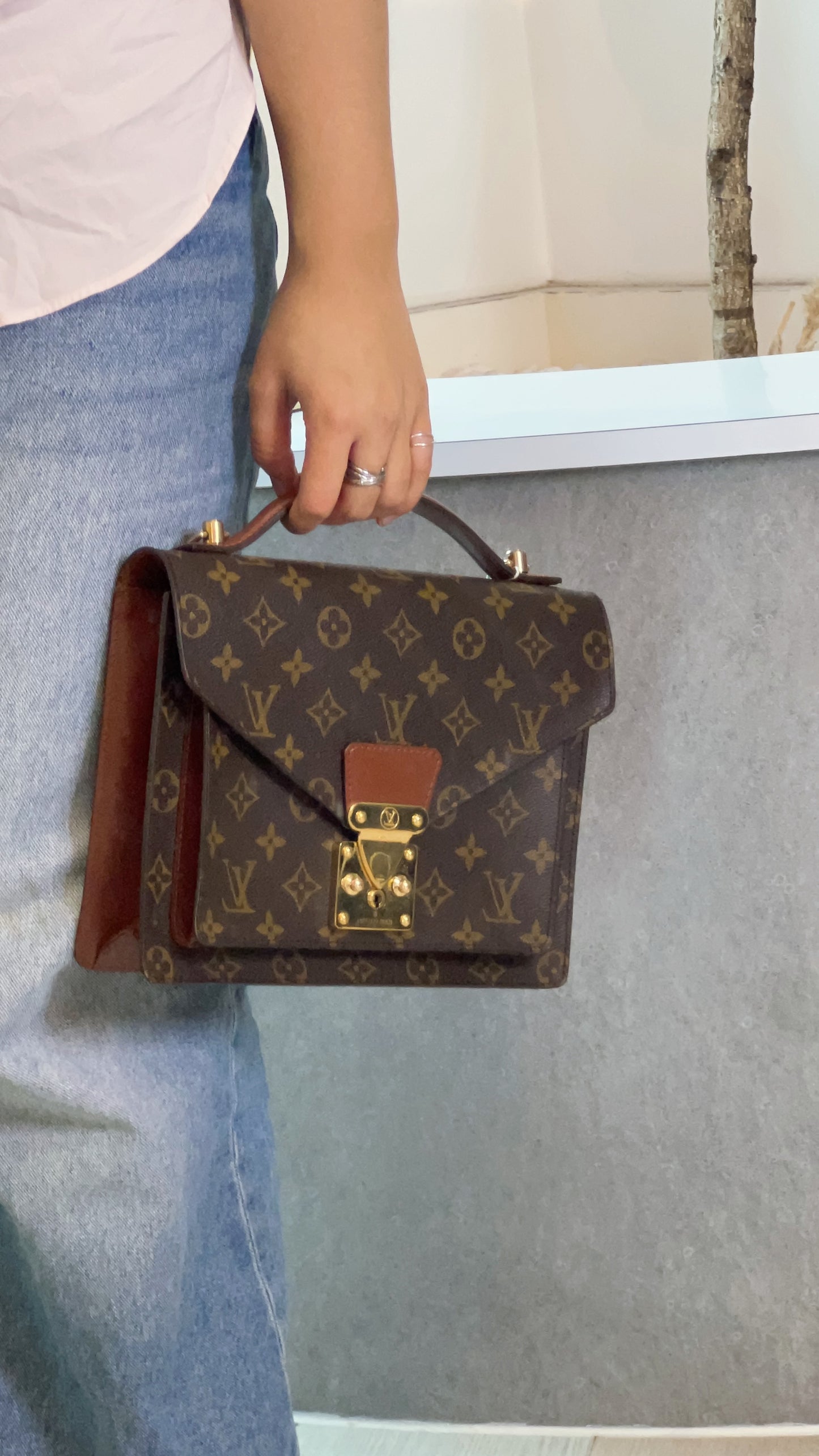 LV Monogram Monceau 26