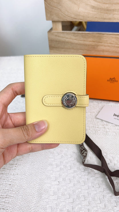 Hermes Yellow Dogon Card Holder ( PHW)