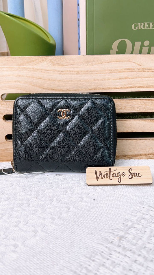 Chanel Black Caviar Zippy Purse
