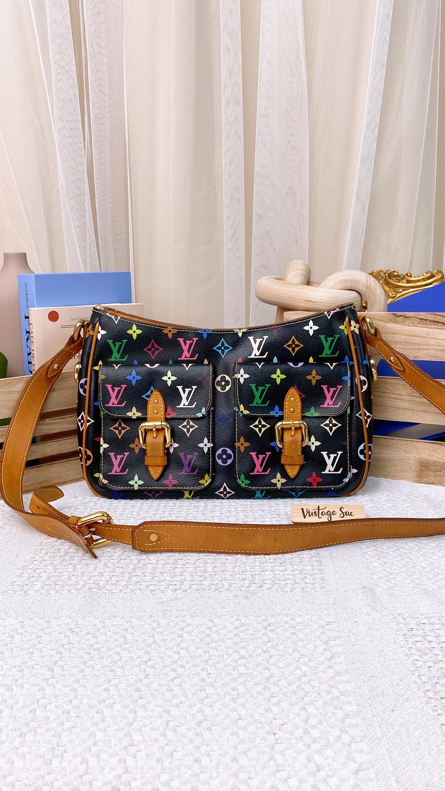 LV Black Multicolour Lodge GM