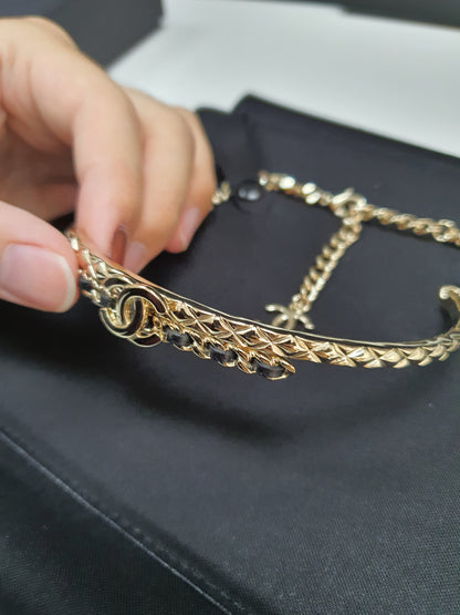 Chanel 22B Light Gold Quilted Carved Bijoux Choker