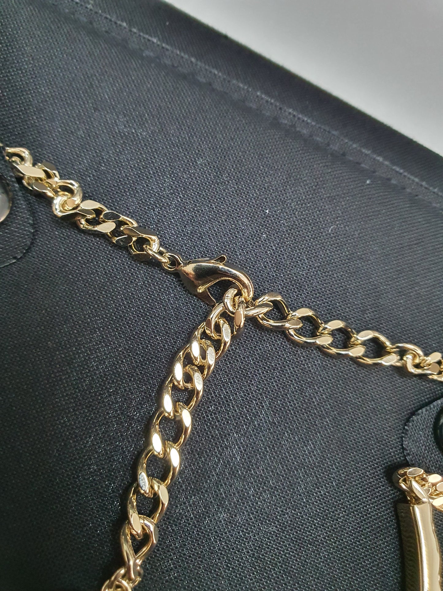 Chanel 22B Light Gold Quilted Carved Bijoux Choker