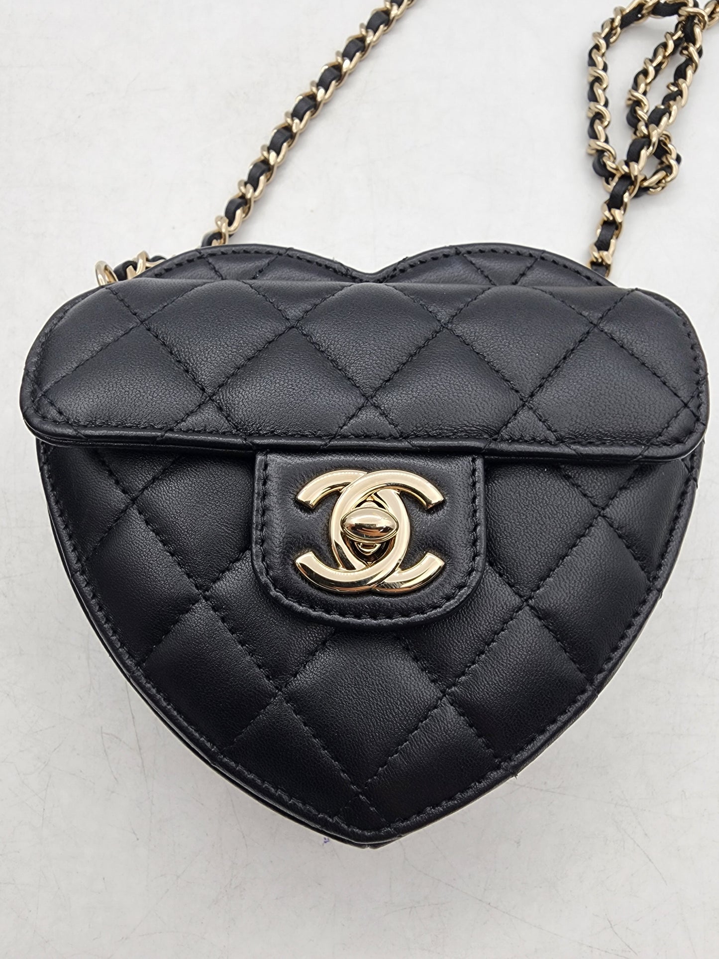 Chanel Black Lambskin Heart Clutch with Chain LGHW