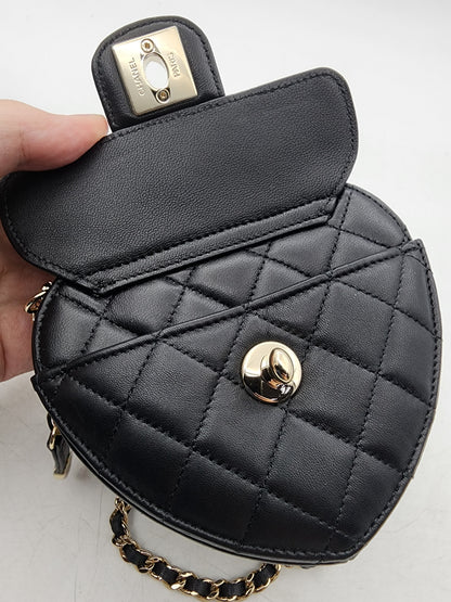 Chanel Black Lambskin Heart Clutch with Chain LGHW