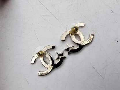 Chanel Light Gold CC Star Earrings