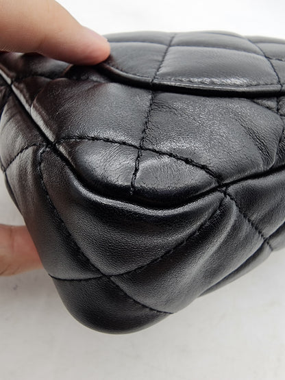 Chanel Black Lambskin 22S Chunky Chain 21cm Flap (GHW)