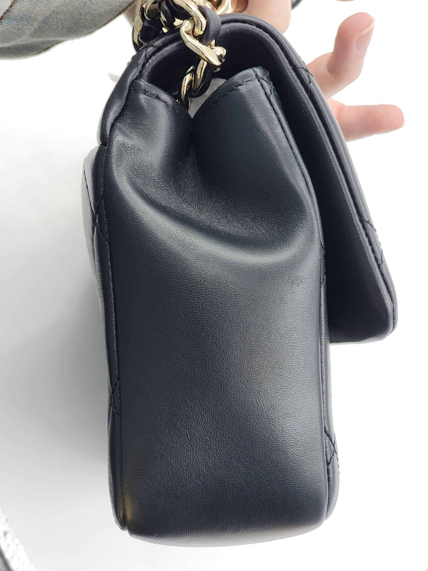 Chanel Black Lambskin Elegant Chain Flap Bag (LGHW)