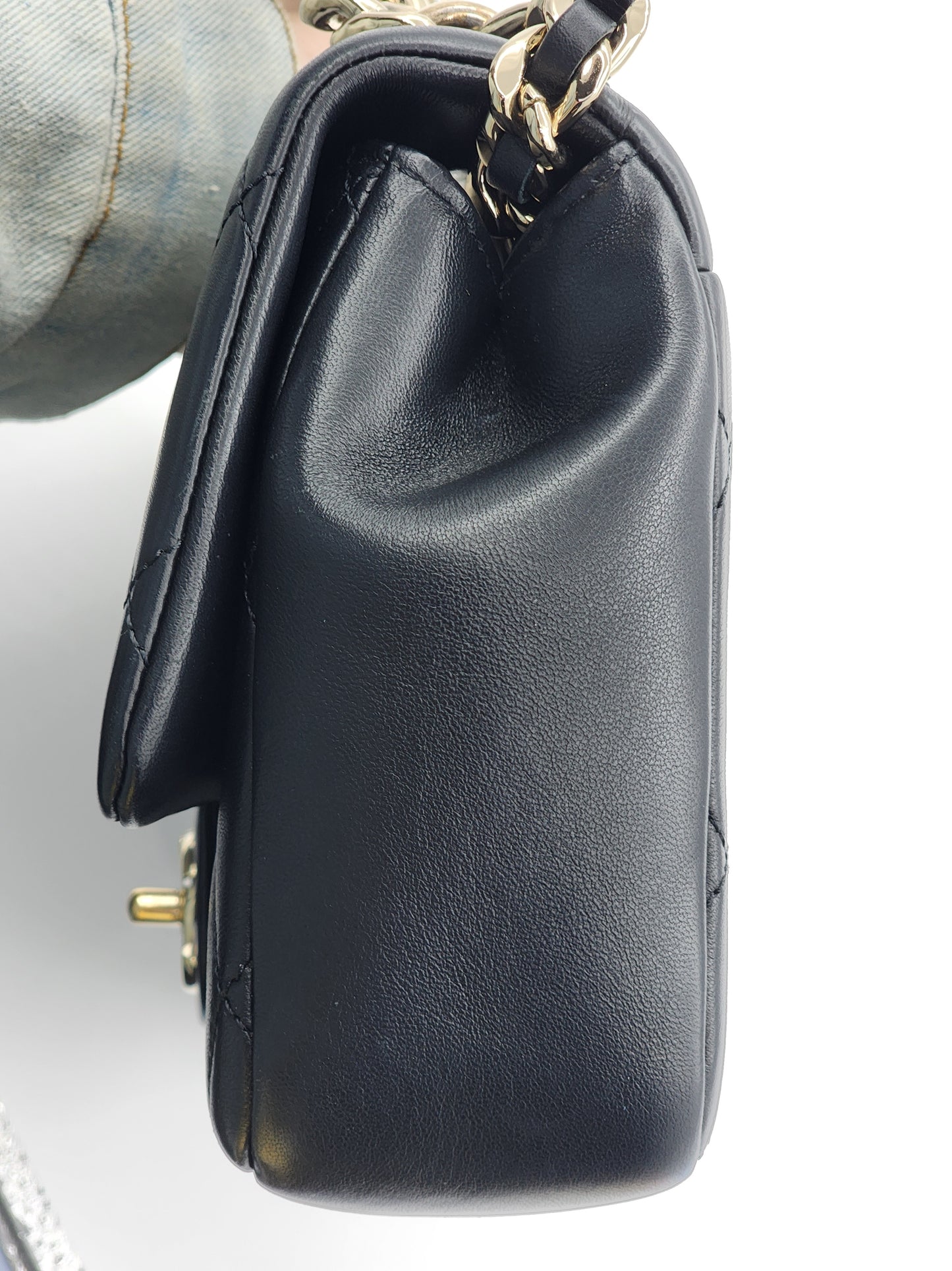 Chanel Black Lambskin Elegant Chain Flap Bag (LGHW)