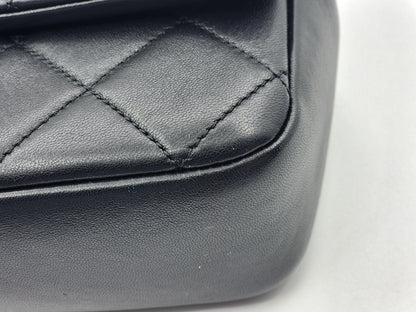 Chanel Black Lambskin Elegant Chain Flap Bag (LGHW)