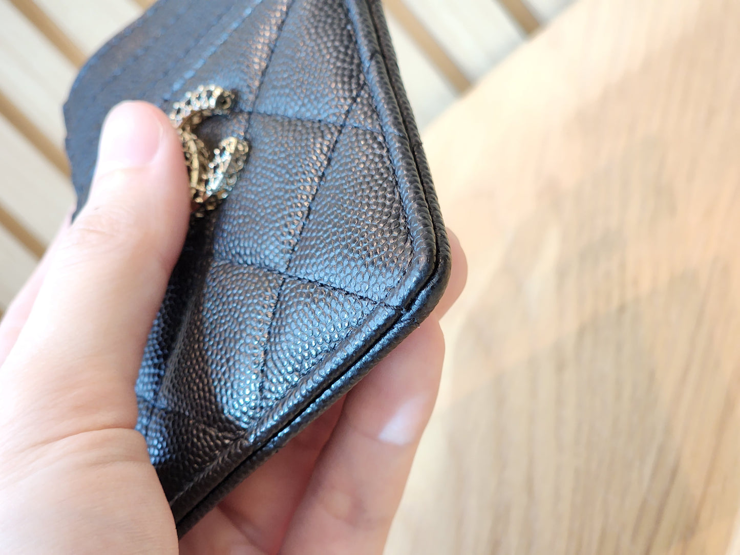Black Caviar 23K Crystal Logo Vertical Card Case (LGHW)
