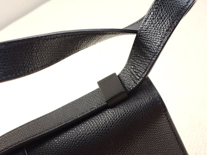 Dior Ultramatte So Black Montaigne 30