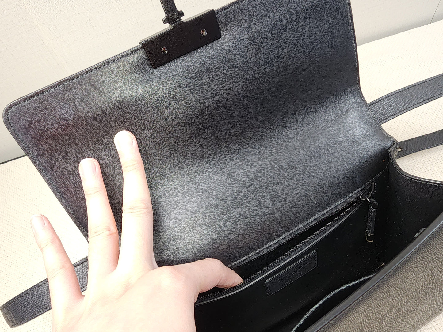 Dior Ultramatte So Black Montaigne 30