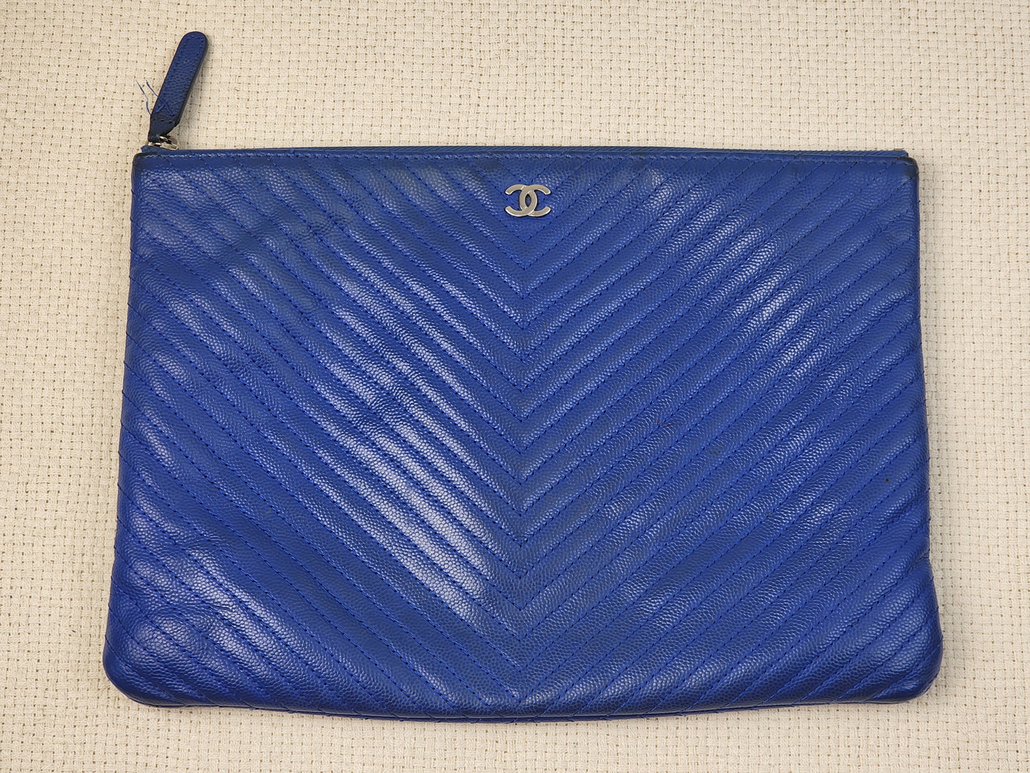 Chanel Blue Caviar Chevron Medium O’case (SHW)