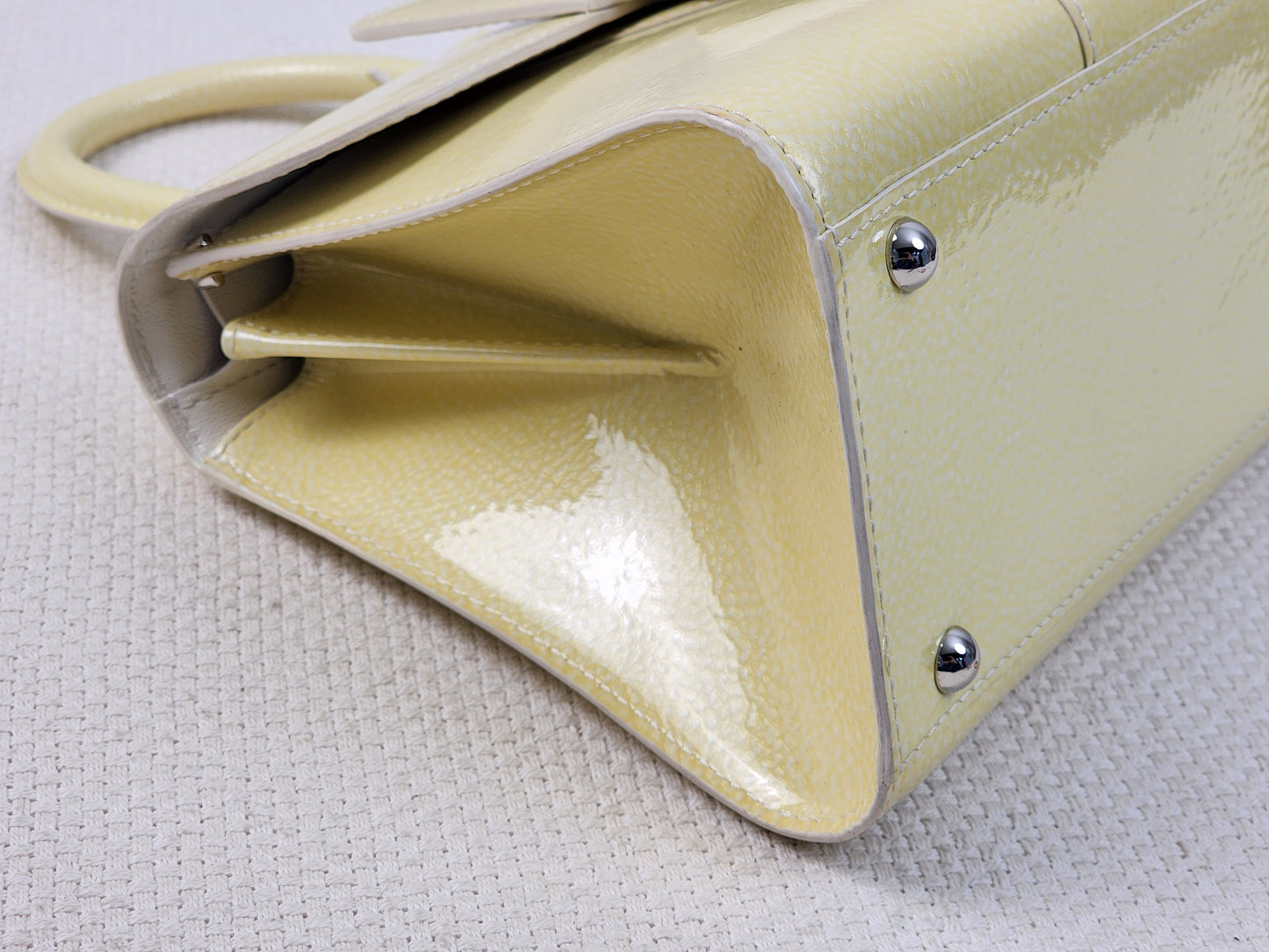 Delvaux Gel Patent Light Yellow Mini Brilliant w Strap