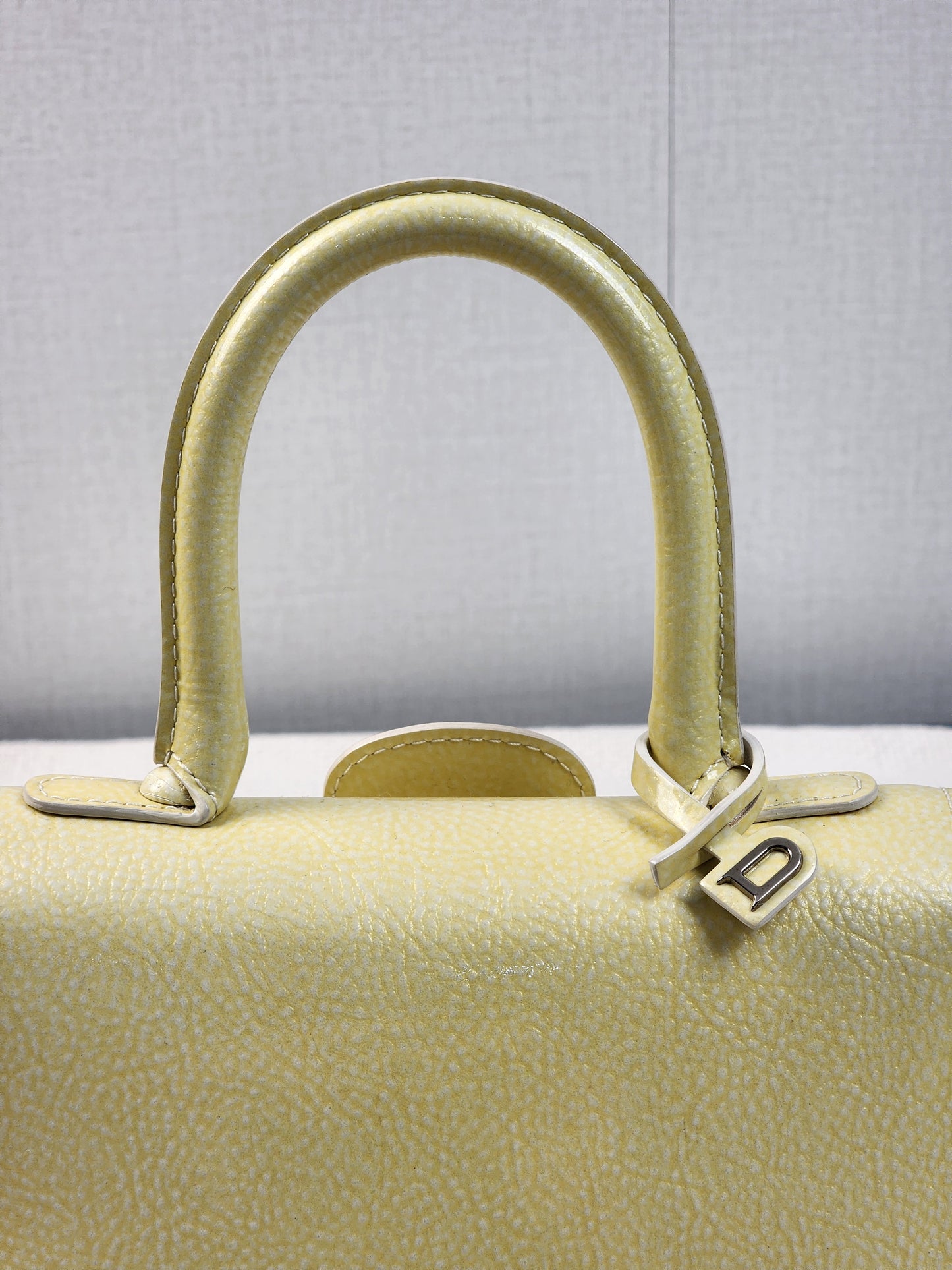 Delvaux Gel Patent Light Yellow Mini Brilliant w Strap
