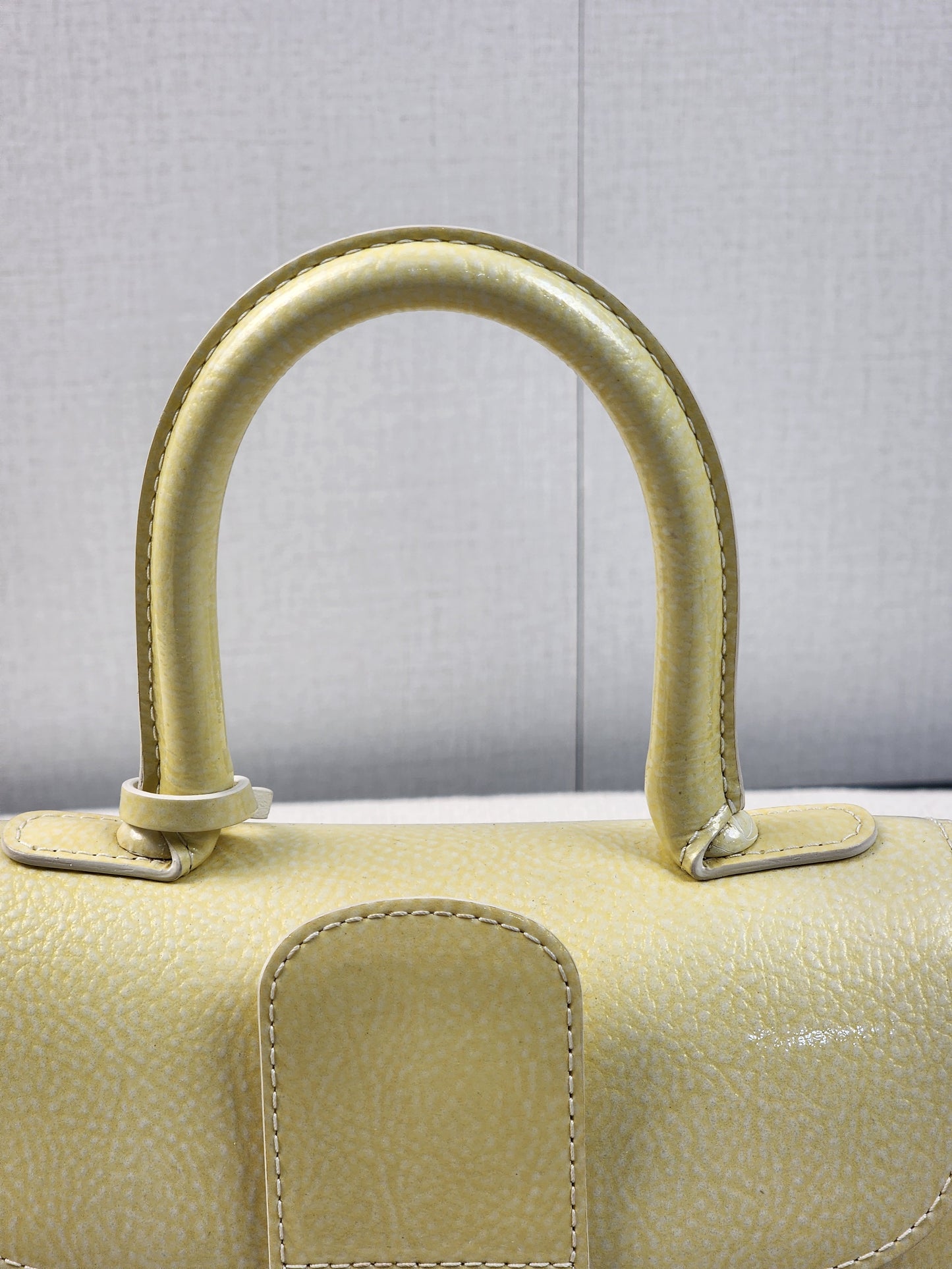 Delvaux Gel Patent Light Yellow Mini Brilliant w Strap