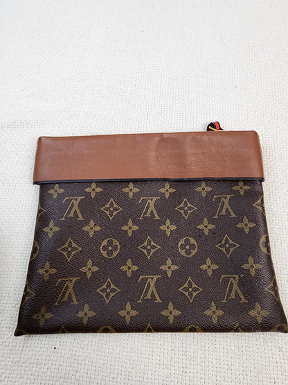 LV Monogram Caramel Tuilerie Pochette