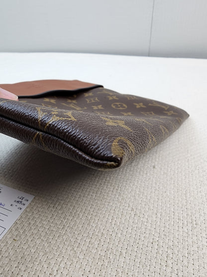 LV Monogram Caramel Tuilerie Pochette