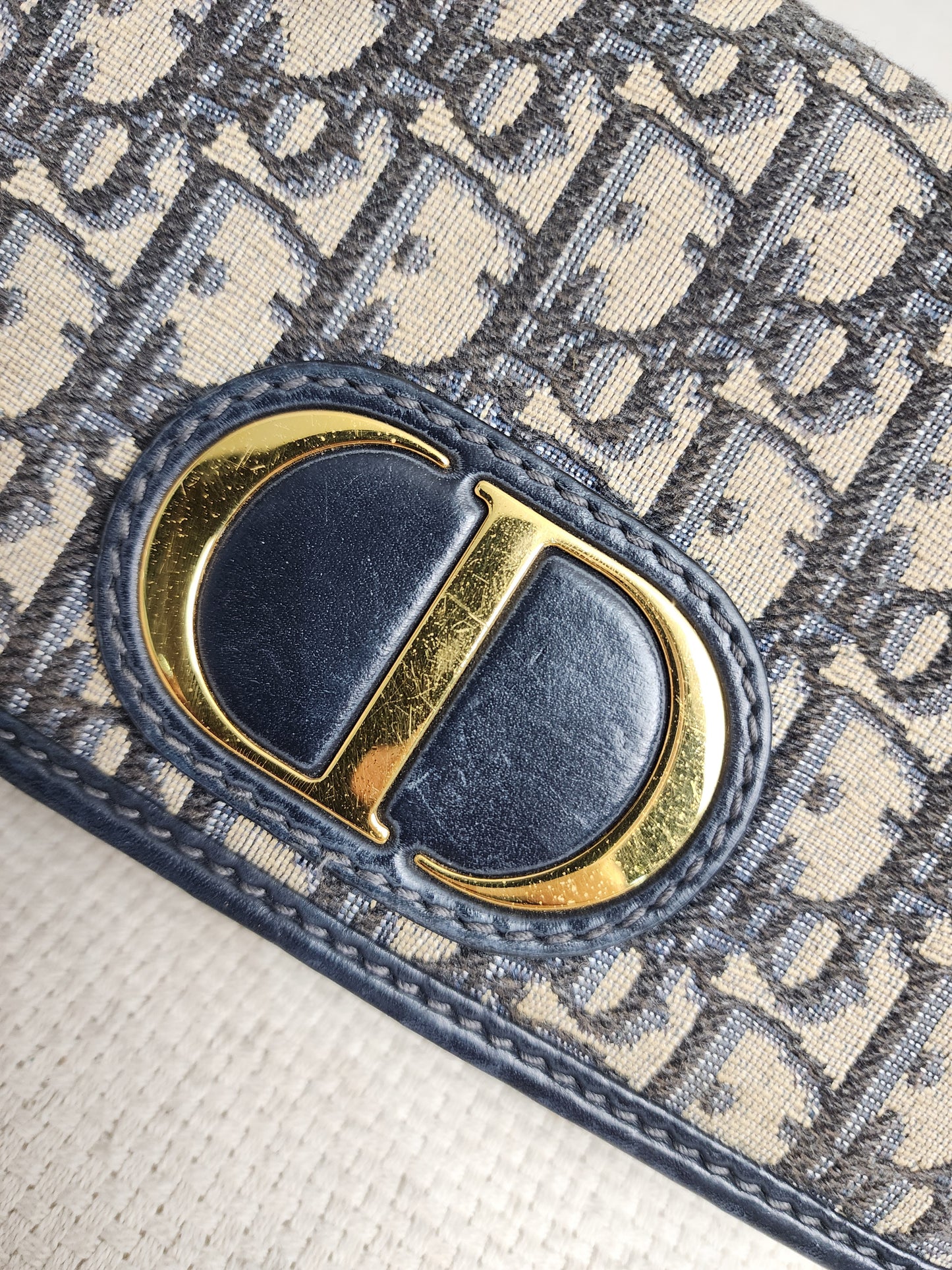 Dior Navy Oblique Montaigne 30 2-in-1 Pouch