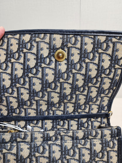 Dior Navy Oblique Montaigne 30 2-in-1 Pouch
