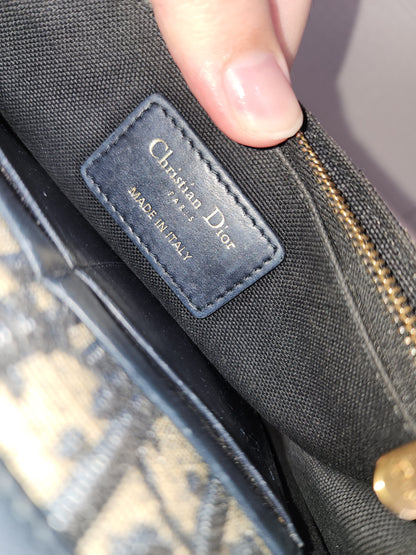 Dior Navy Oblique Montaigne 30 2-in-1 Pouch