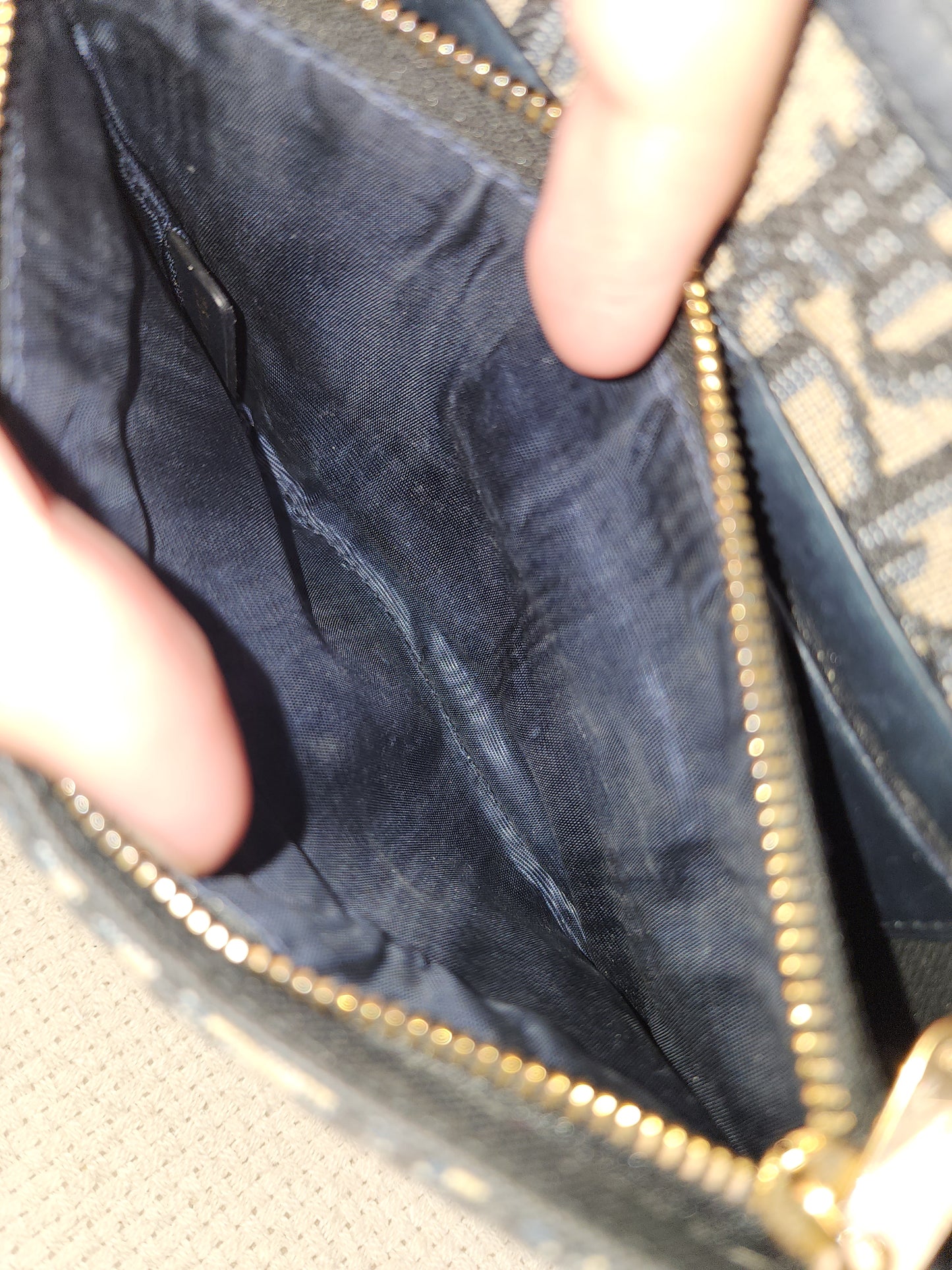 Dior Navy Oblique Montaigne 30 2-in-1 Pouch