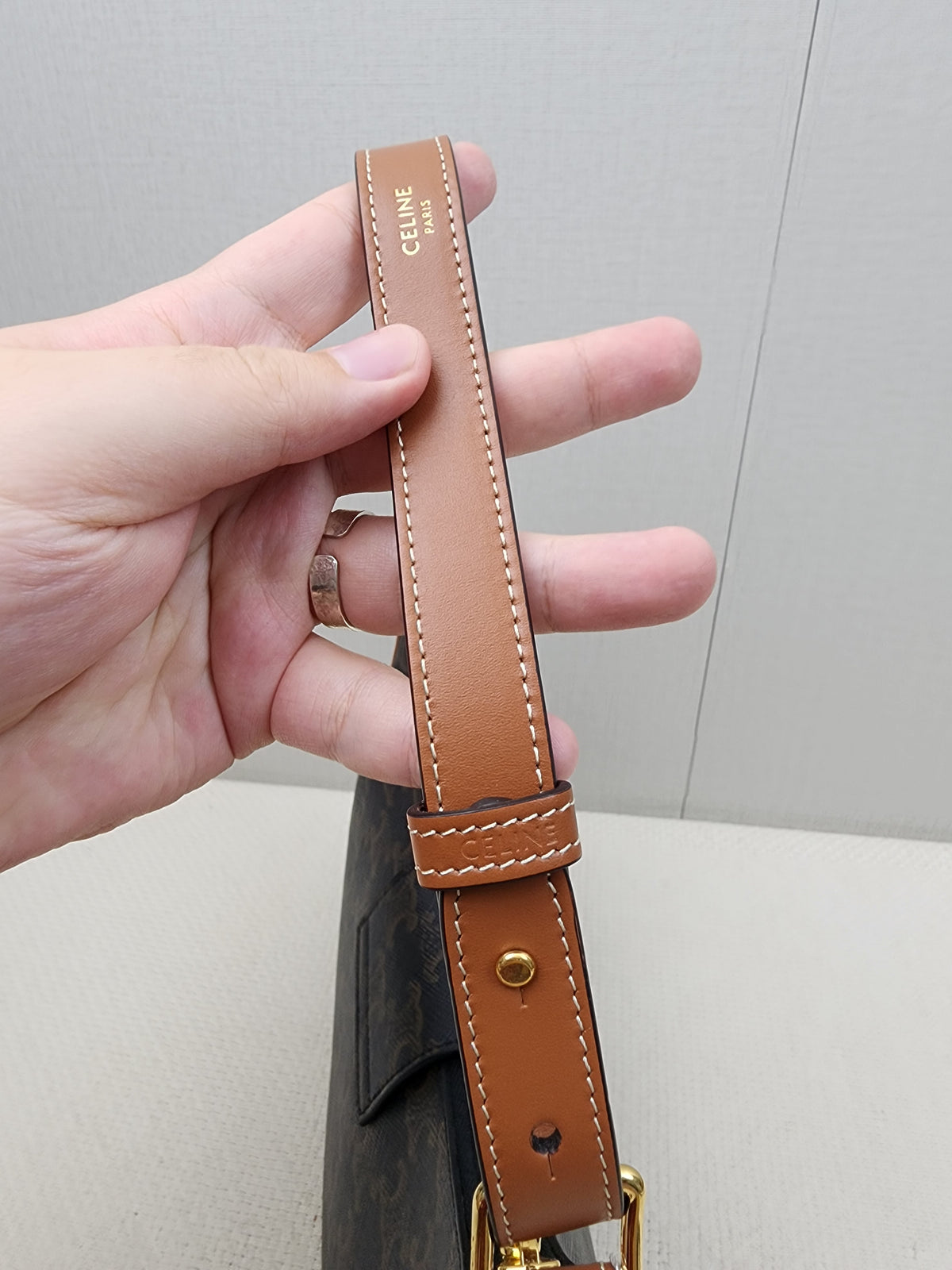 Celine Triomphe Medium Ava