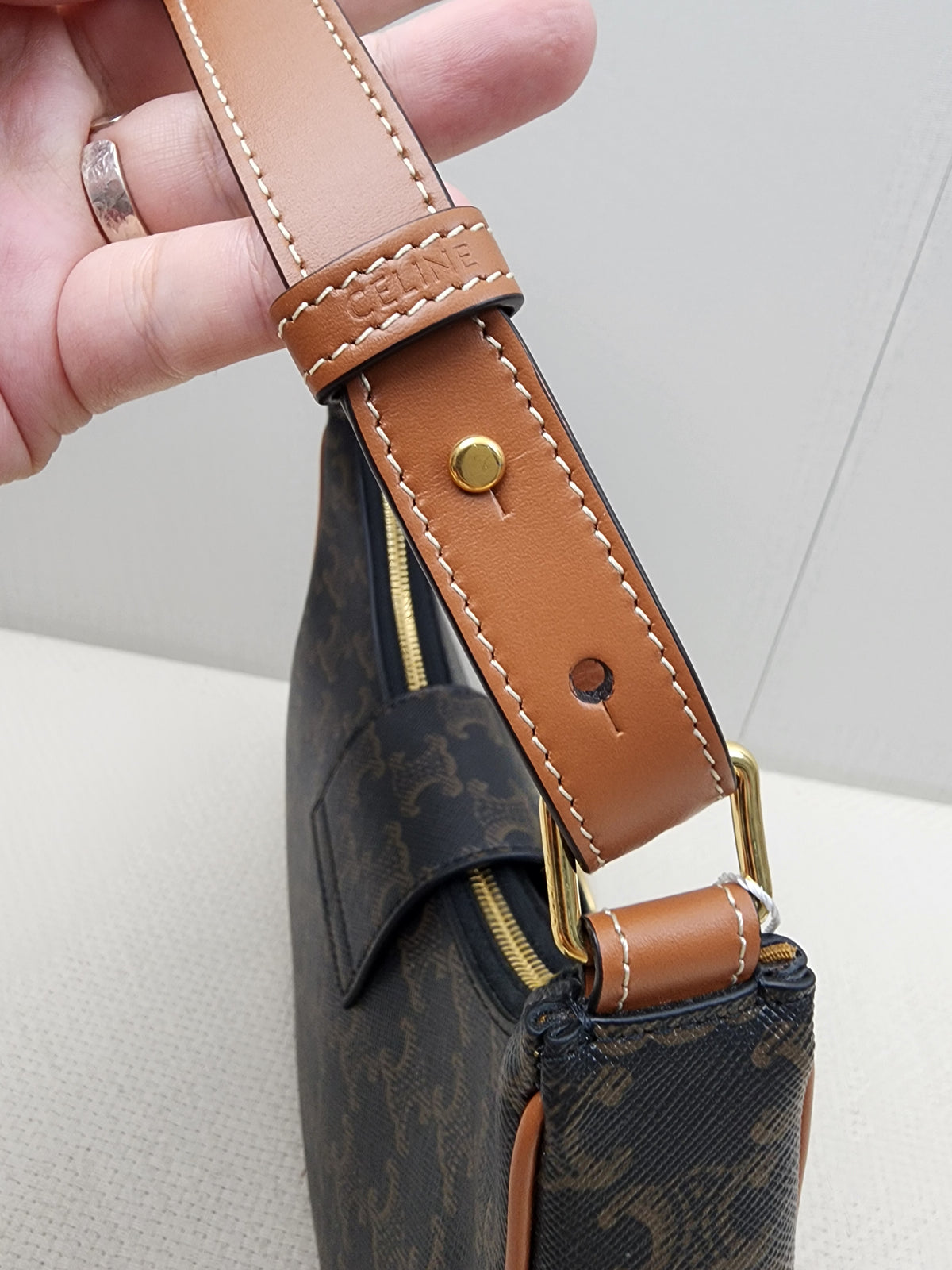 Celine Triomphe Medium Ava