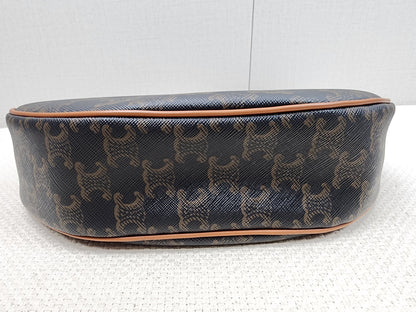 Celine Triomphe Medium Ava