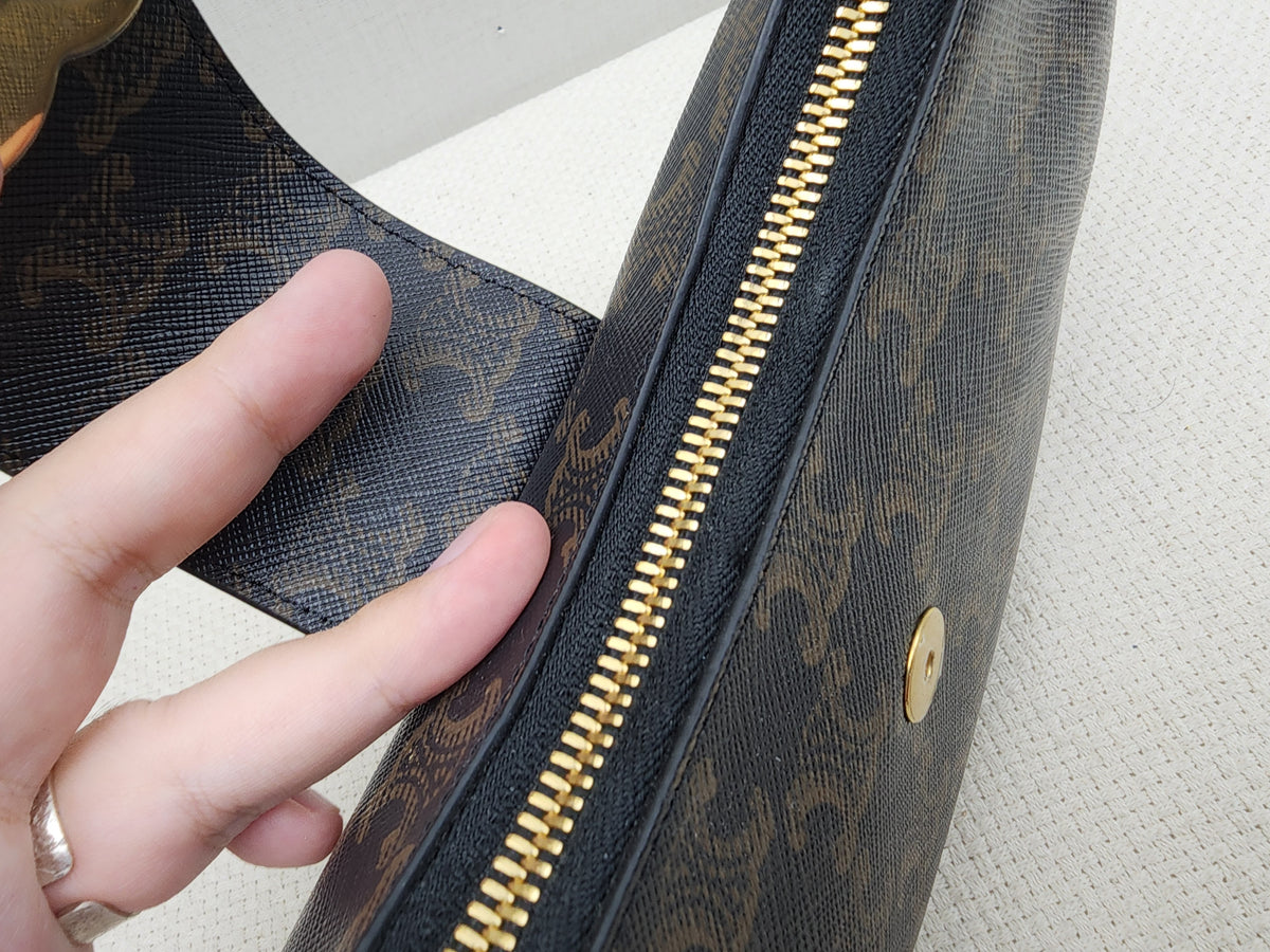 Celine Triomphe Medium Ava