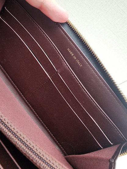 Chanel Black Caviar Classiz Zippy Wallet (GHW)